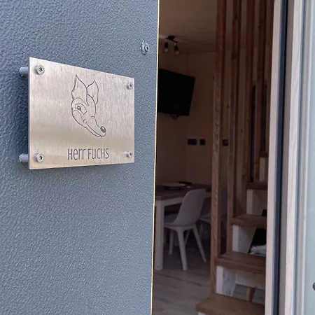 Haus Herr Fuchs * Falkenburg